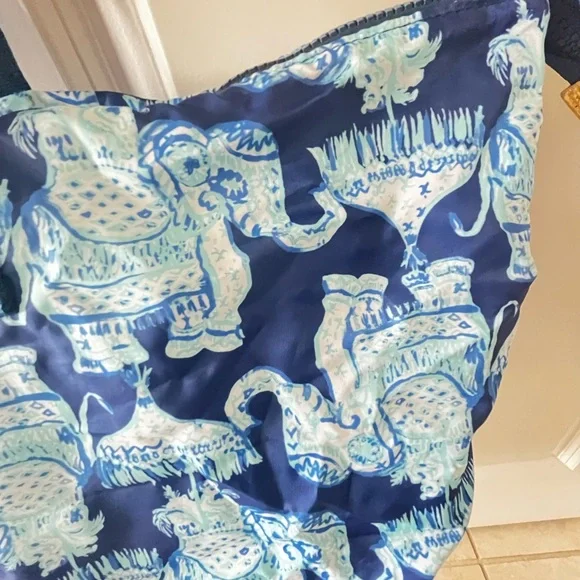 Lilly Pulitzer Chic Blue Elephant Pattern Nylon Tote Packable Travel Beach - Picture 7 of 12